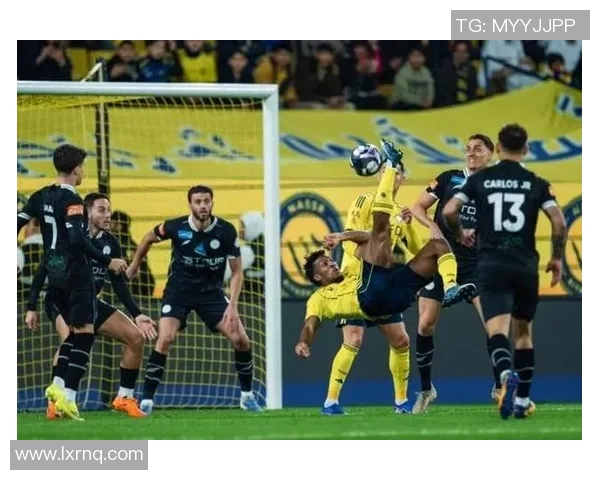 沙伊比破门助力球队逆转胜利展现绝佳状态与团队默契