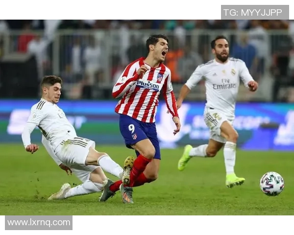 巴尔韦德的六边形战士如何在足球场上展现多面才能与战术智慧