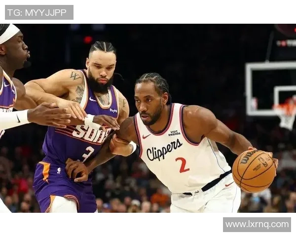 快船4-1击败太阳，莱纳德全场32分砍翻盖帽